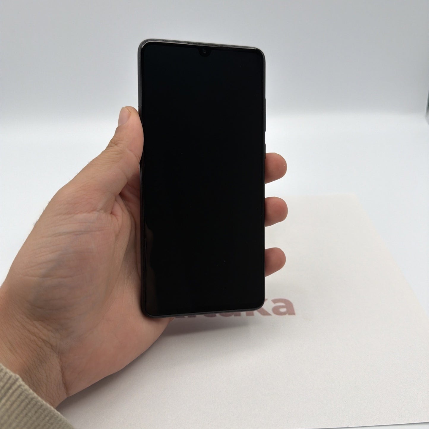 Huawei P30 128GB Black - Great Condition - Factory Unlocked
