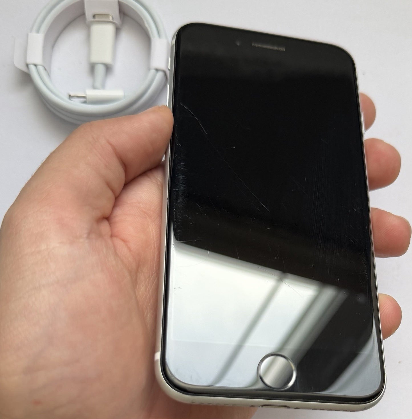 Apple iPhone SE 2nd Gen- 64GB - Fair Condition- Unlocked