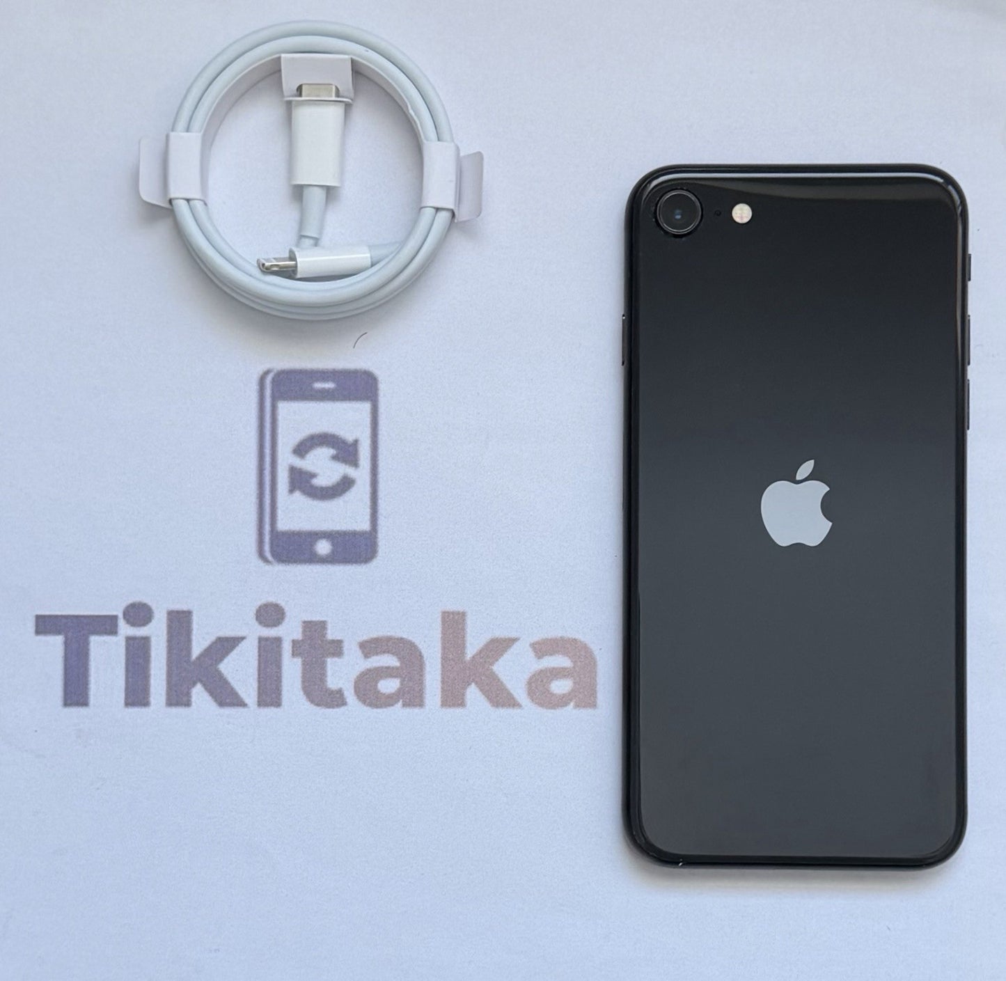 Apple iPhone SE 2nd gen- 64GB- Great Condition- Unlocked