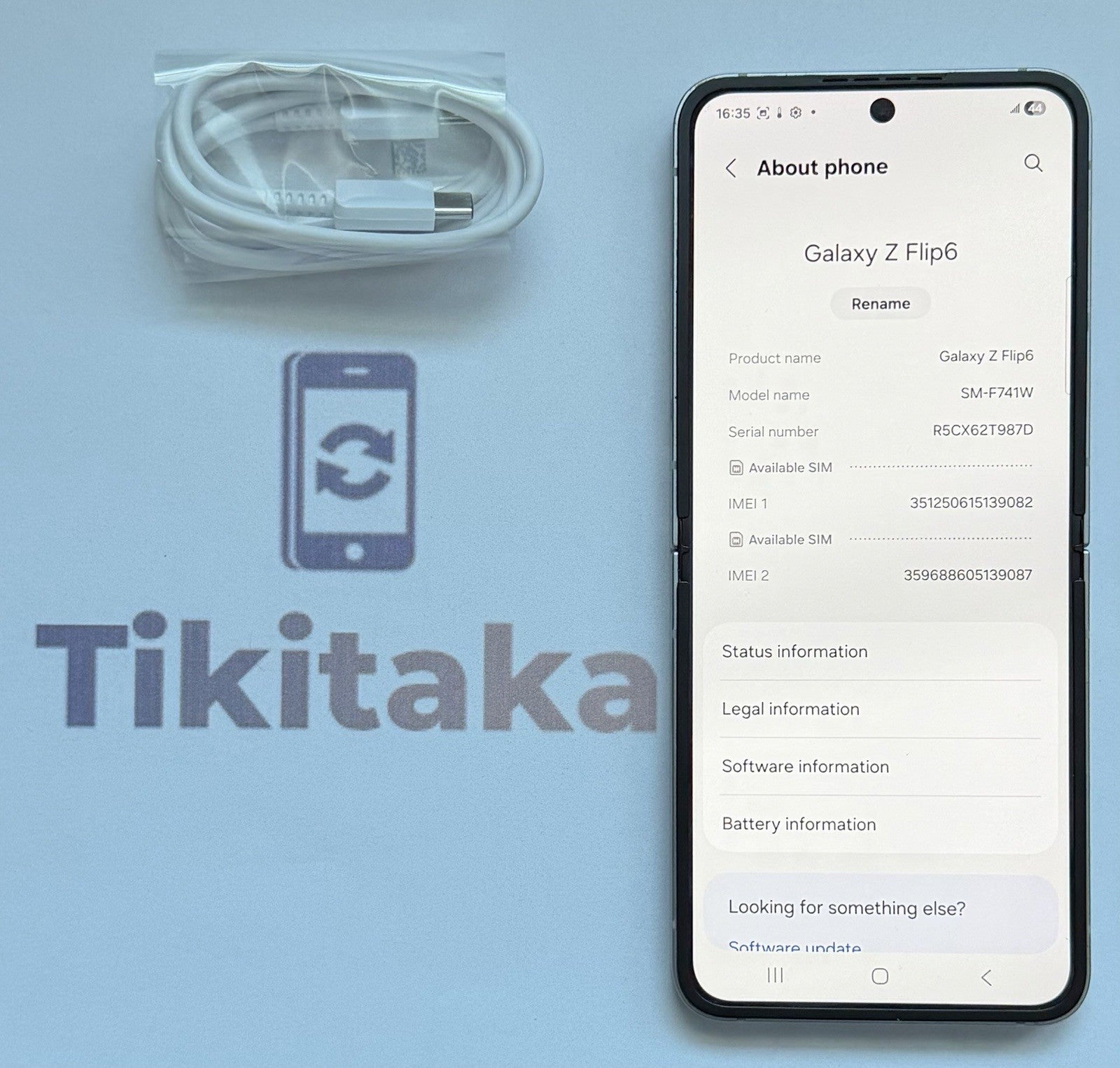 Samsung Galaxy Z Flip6 (SM-F741W) - 256GB- Great Condition- Unlocked
