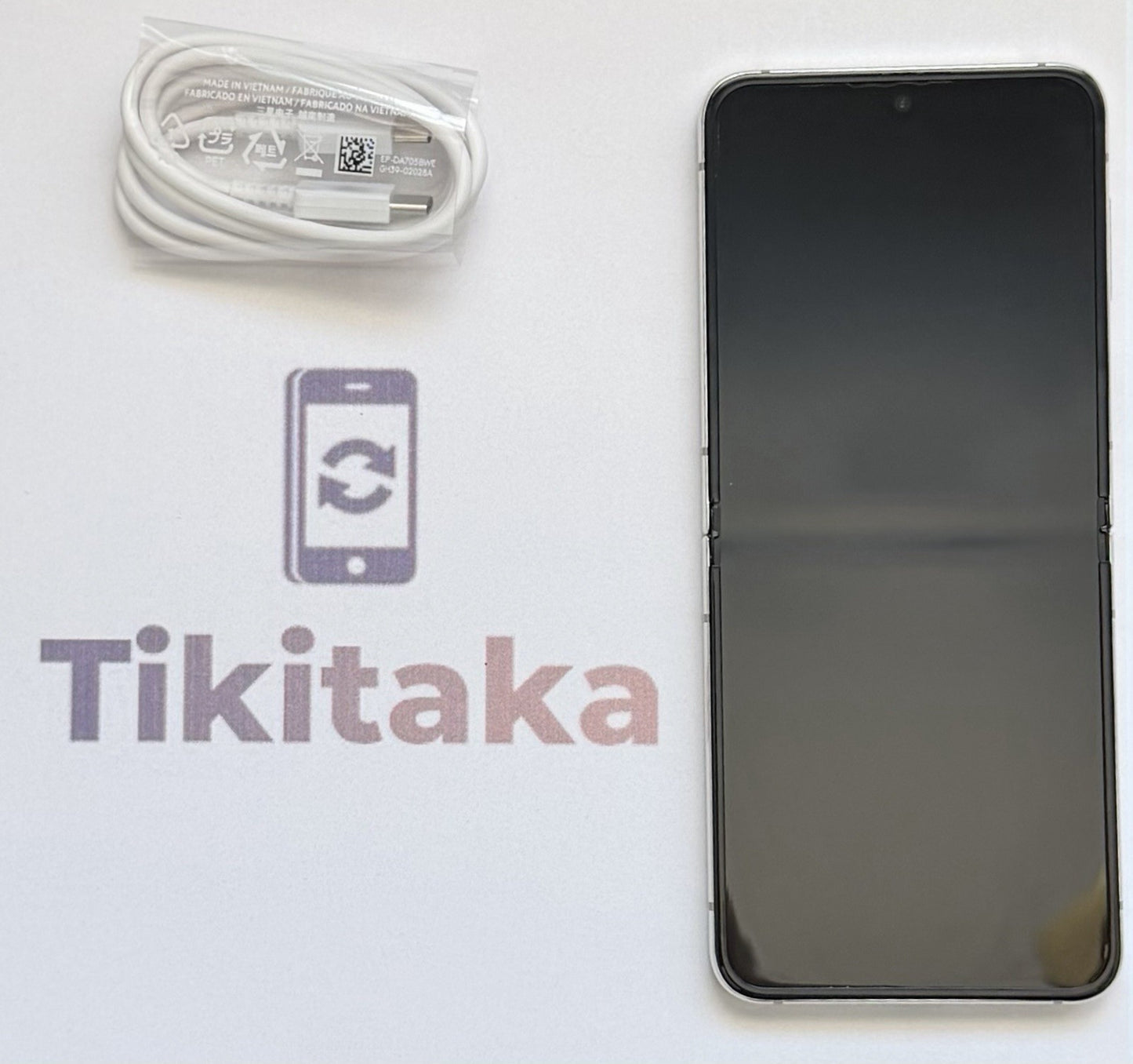 Samsung Galaxy Z Flip5 (SM-F731W) - 512GB Unlocked- White - Great Condition