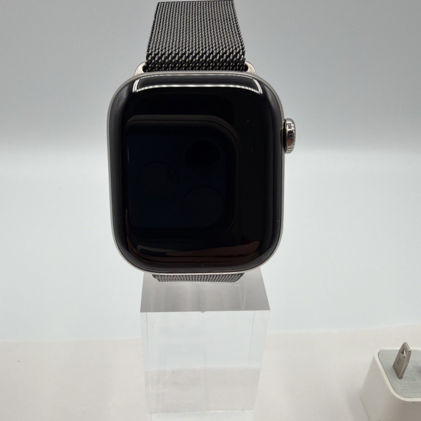 Apple Watch Series 10 42mm TITANIUM - GPS+Cell- 97% 🔋- Good Condition