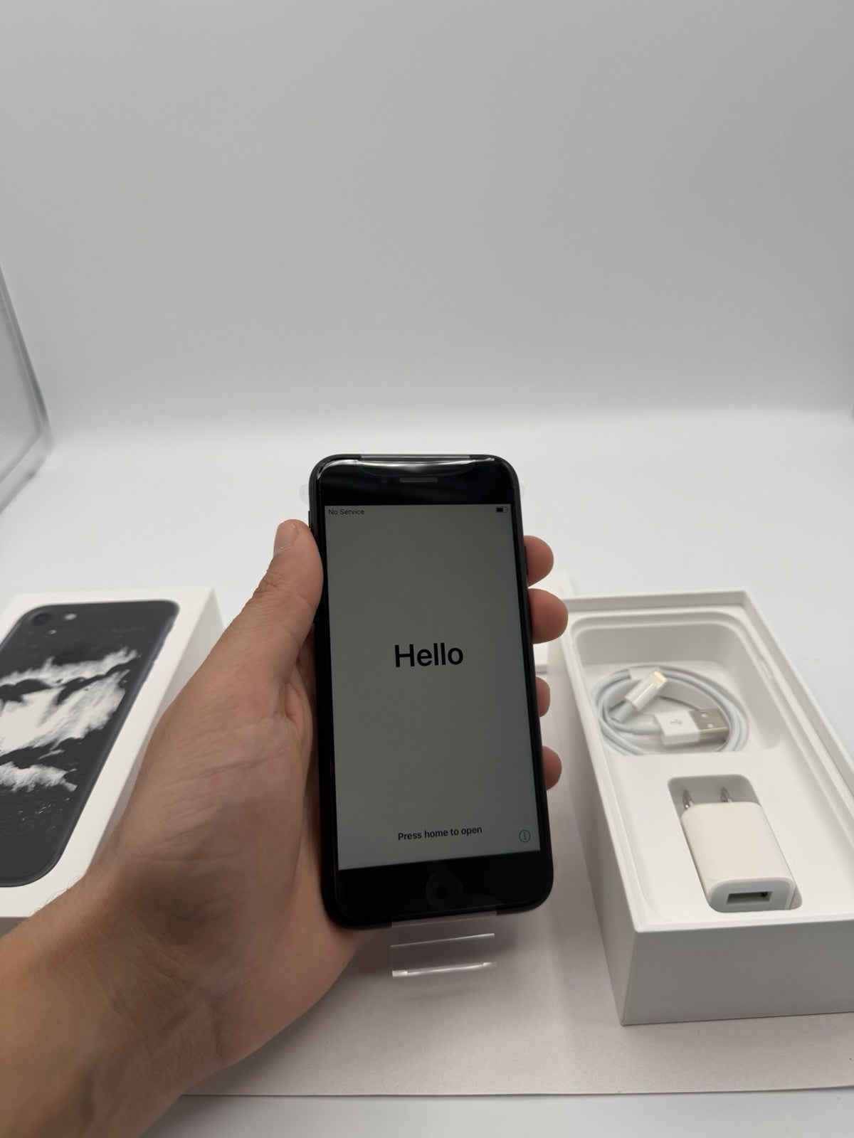 New Open Box Apple iPhone 7 A1778 32GB Black Unlocked