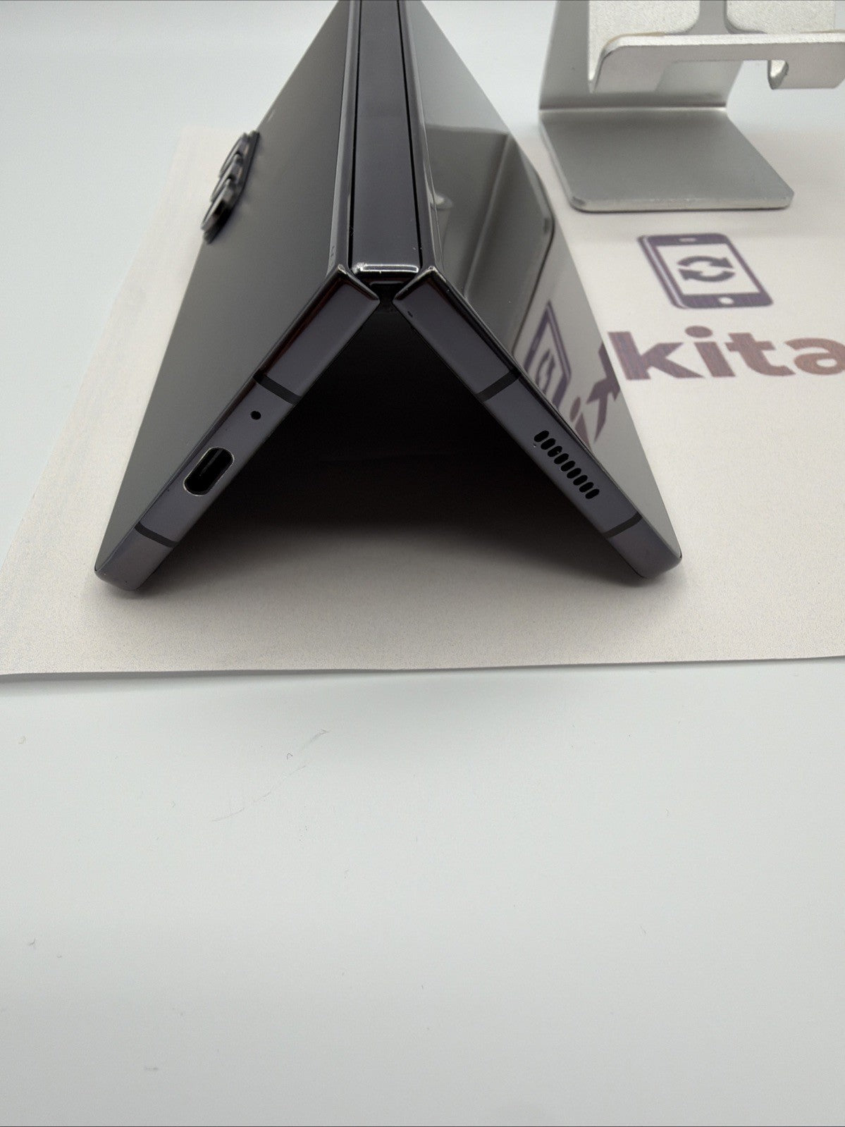 Samsung Galaxy Z Fold5 5G SM-F946W 256GB - Great Condition- Unlocked