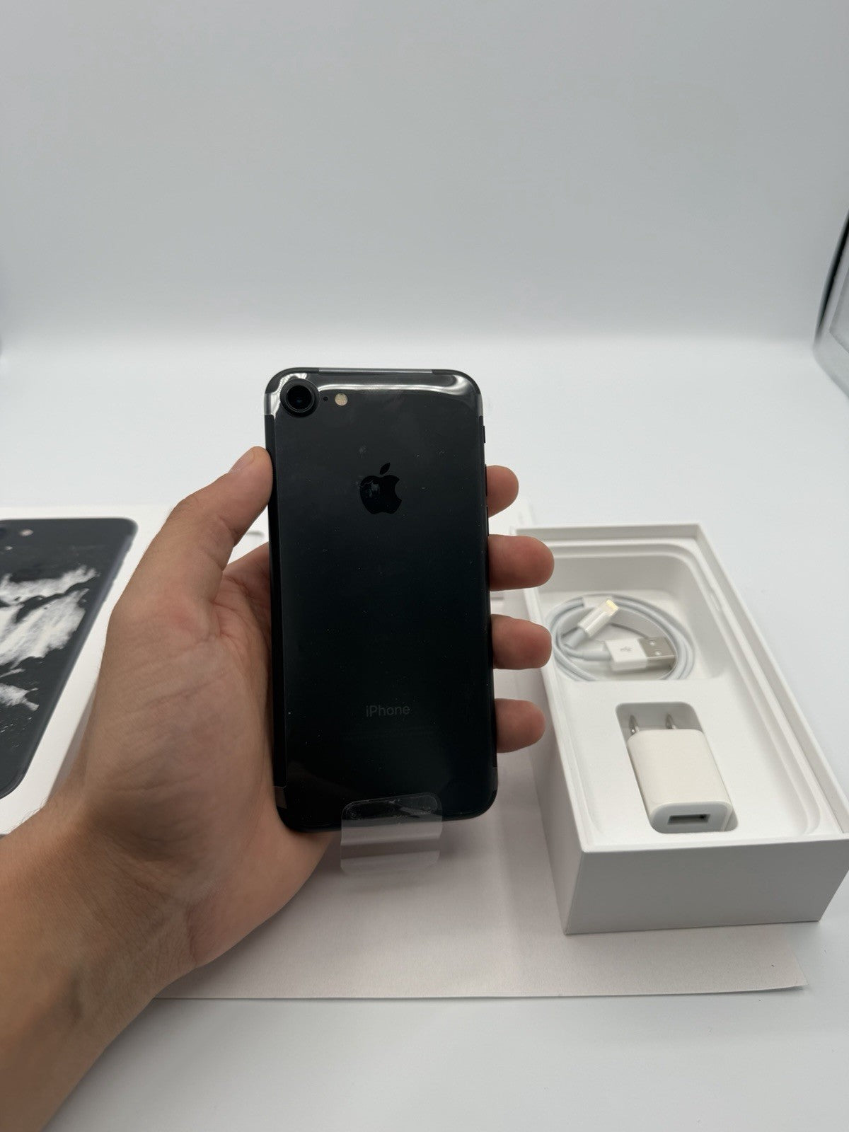 New Open Box Apple iPhone 7 A1778 32GB Black Unlocked