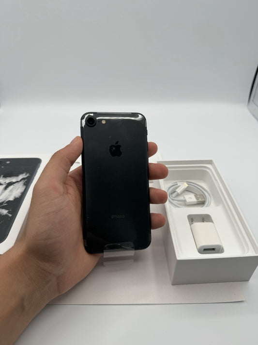 New Open Box Apple iPhone 7 A1778 32GB Black Unlocked