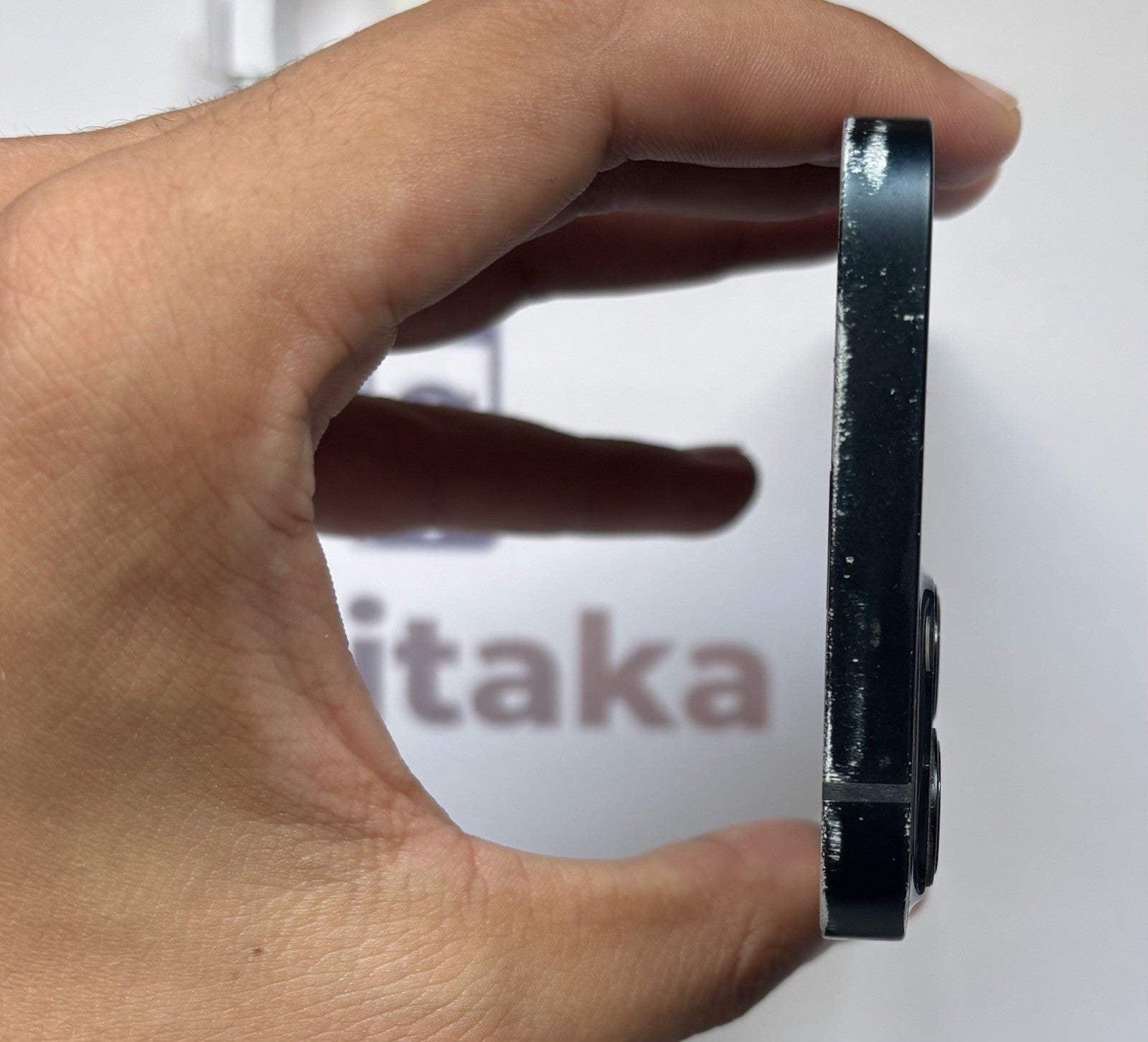 Apple iPhone 13 128GB Unlocked - Good Condition