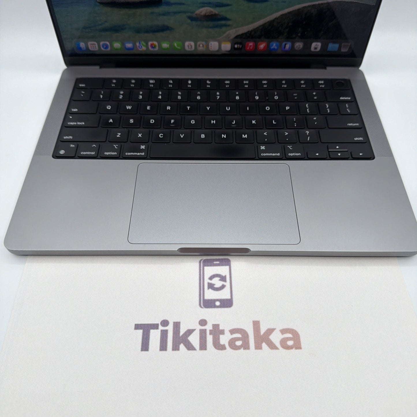 Apple MacBook Pro 14" (2021) -M1 Pro- 1 TB SSD 16GB RAM - Great Condition- 92%🔋