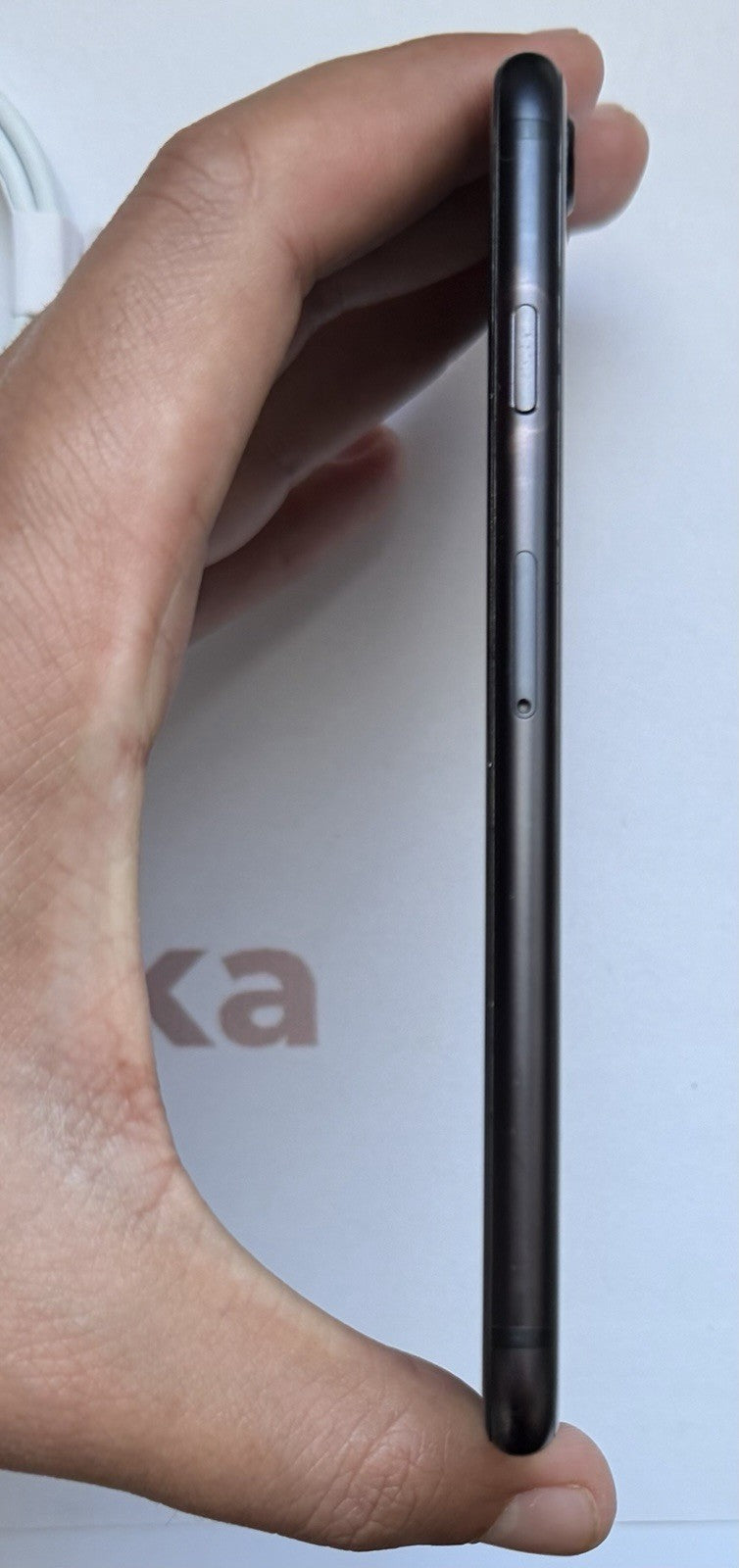 Apple iPhone SE 2nd gen- 64GB- Great Condition- Unlocked