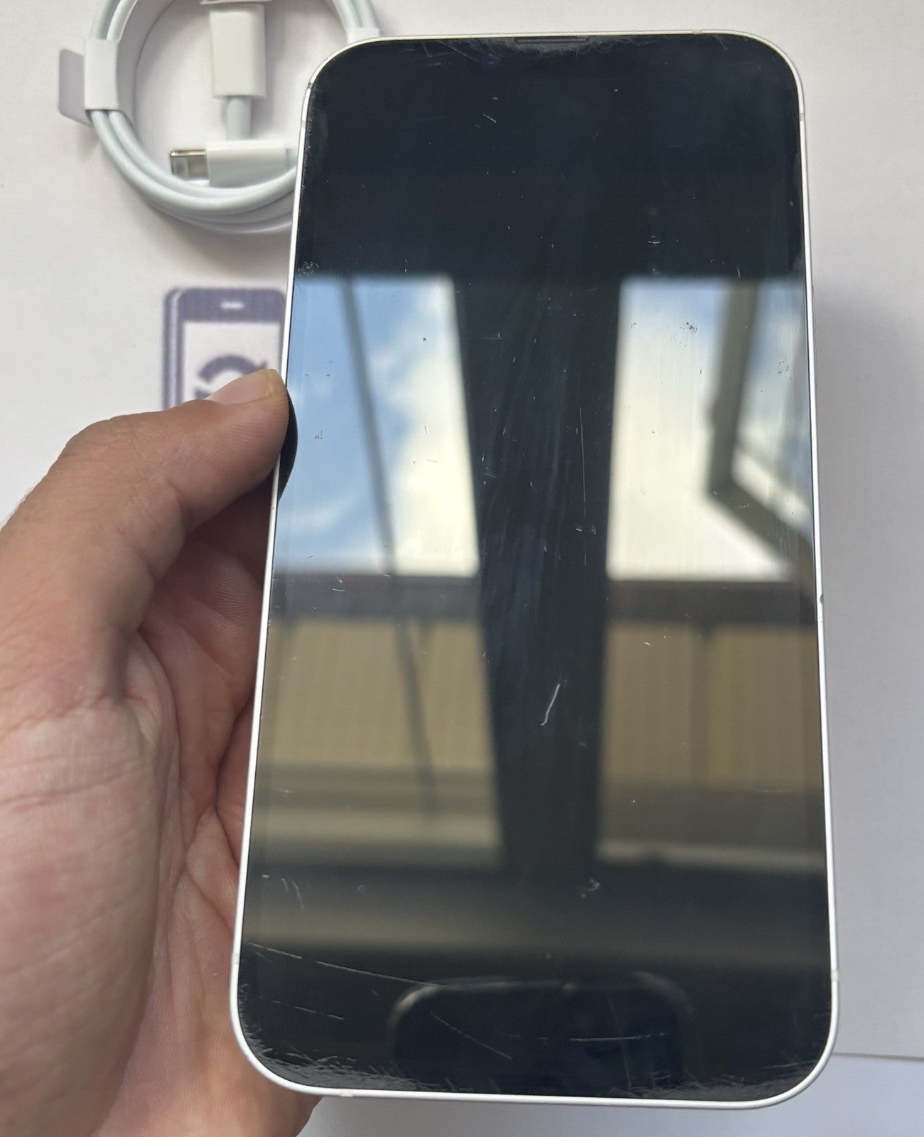 Apple iPhone 14 Plus 256GB in Fair Condition-Unlocked - White