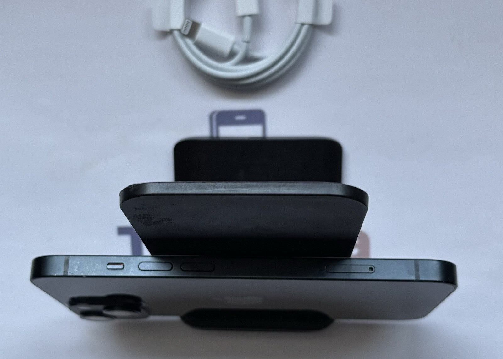 Apple iPhone 14 128GB- Good Condition - Unlocked