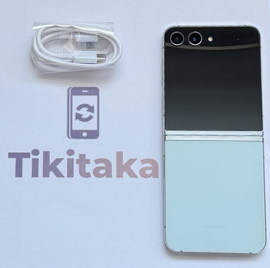 Samsung Galaxy Z Flip5 (SM-F731W) - 256GB Unlocked- Green - Good Condition