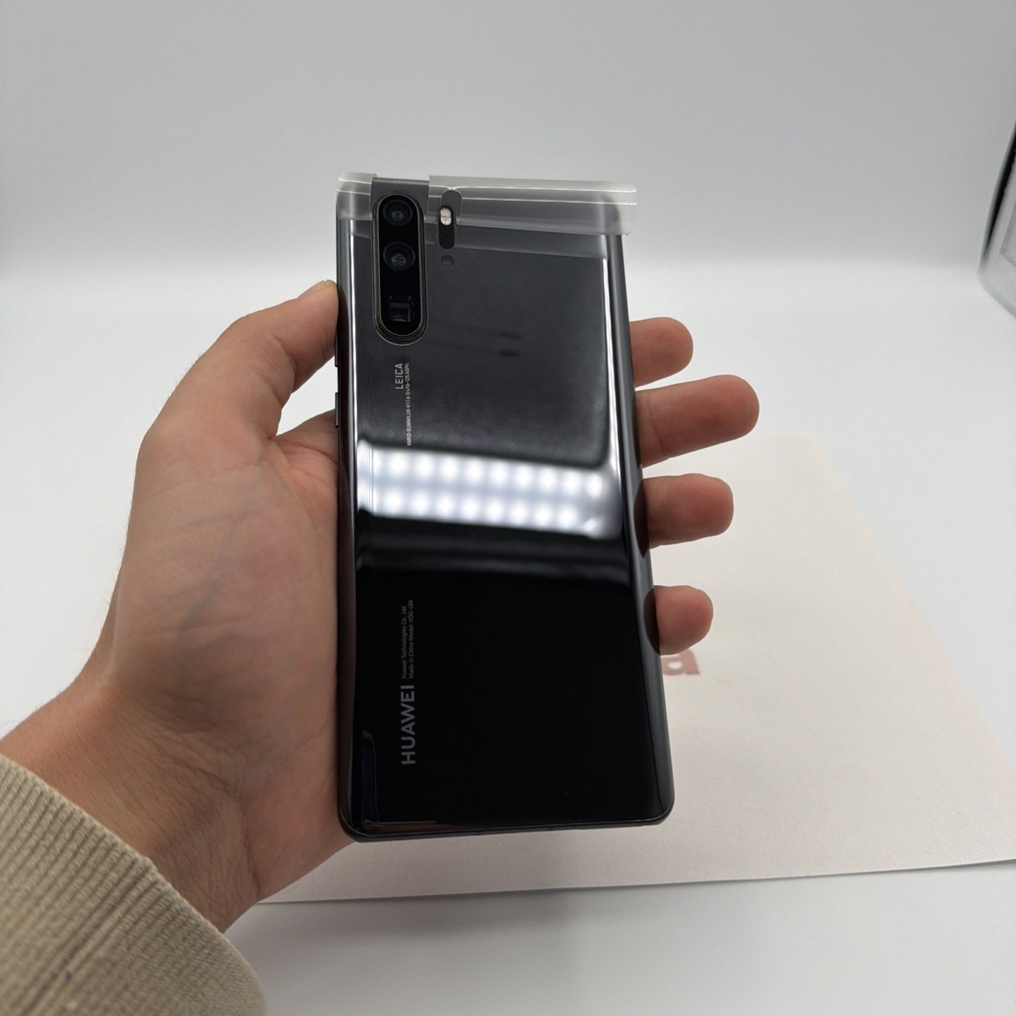 Huawei P30 Pro - 128 GB - Gray- Very Good Condition (Unlocked) (CA)
